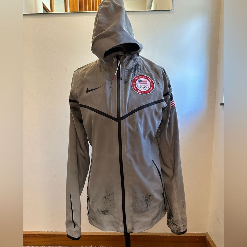 Nike 2012 Olympic Team USA 3M reflective Windrunner jacket